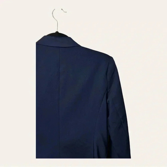 1190. APT. 9 “TORIE” BLAZER SINGLE BUTTON NAVY BLUE IN COLOR SIZE 4 BUTTON - Picture 8 of 9